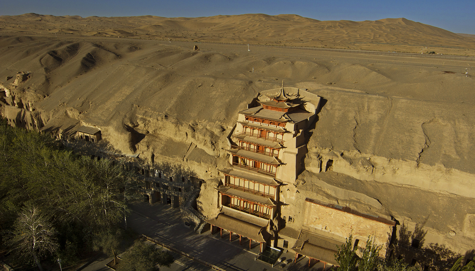 穿越时空的甘肃风情，舞台上的丝路画卷